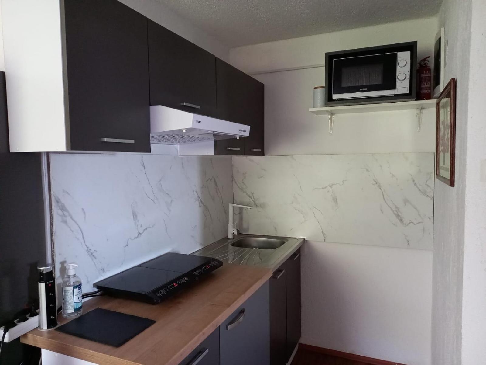 Apartmani 'Cvit' Карлобаг Екстериор снимка